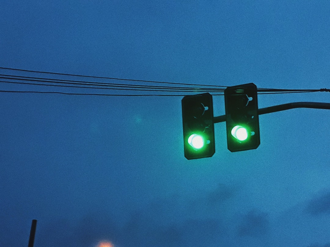Semafori verdi - Foto di Raphael Brasileiro da Pexels